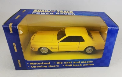 Vintage MAISTO FORD MUSTANG Yellow 1:32 SCALE Diecast Original box Pull Back - Image 1 of 4