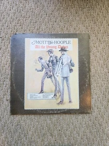 MOTT THE HOOPLE, All The Young Dudes (1972 Stereo LP) Columbia Records; KC 31750 - Picture 1 of 4