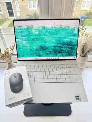 Dell XPS 13 Plus 9320 - Intel Core i7 12th Touchscreen 1TB SSD 32GB RAM + Bundle - Image 1 of 4