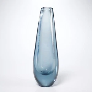 Vintage Art Glass Vase Smoky Blue MCM Mid Century Modern 9"h Marked TW - Picture 1 of 5