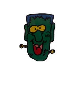 Pin pinback botón Halloween Frankenstein de los años 80 - Imagen 1 de 5