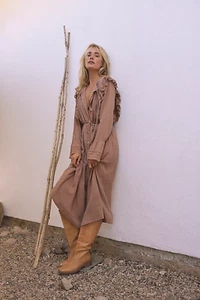 🔥 FREE PEOPLE® Making Memories Midi Dress - Camel - L - Picture 1 of 4