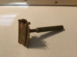 Vintage VALET VC3 Autostrop Gold Tone Single Edge Safety Razor - Picture 1 of 8
