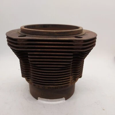 Jarra de cilindro Porsche 914 VW Transporter Bus usada refrigerada por aire Volkswagen  Foto 1 de 4