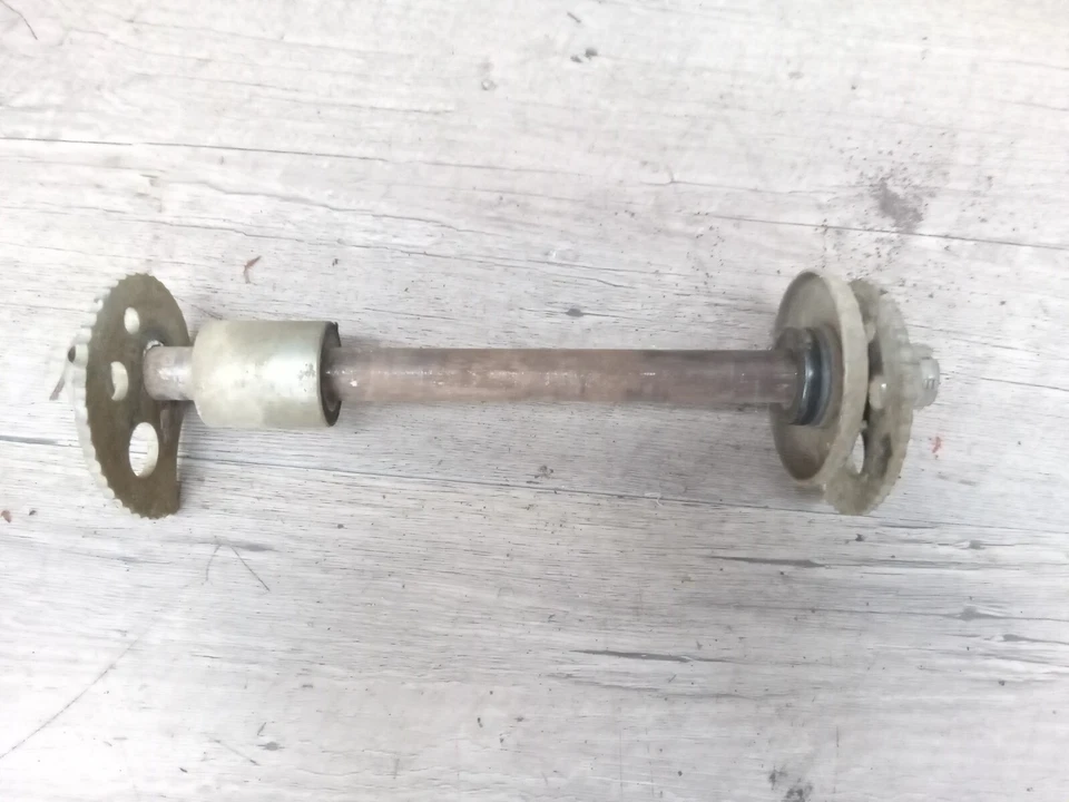 Honda TL 125 1974 Trials eje trasero perno tl125 fabricante original Foto 1 de 1