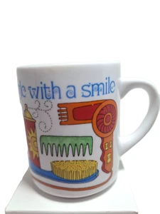 Vintage 1970er Abbey Press Flair mit Friseurtasse Salon Humor Kaffeetasse Stil mit einem Lächeln - Bild 1 von 6