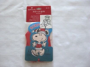 Hallmark Peanuts Snoopy Pop-Up Bow Gift Topper NIP - Picture 1 of 2