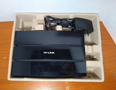 TP-Link N600 4-Port Gigabit Wireless N Router TL-WDR3600 OpenWrt+uboot mod - Image 1 of 3