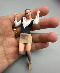 1/18 Figures Scene Happy Girl 9cm Resin Figurines Model For Cars Vehicles Toys - Picture 1 of 6