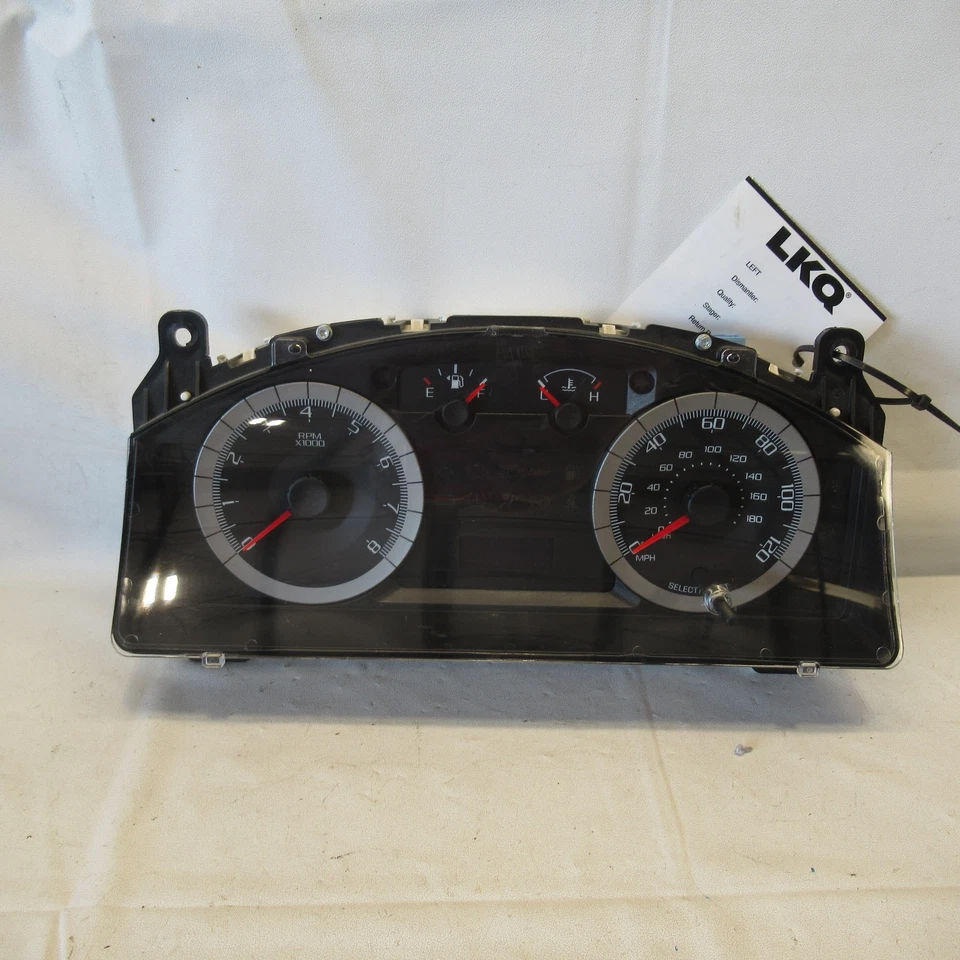 2008 Ford Escape Speedometer Speedo Cluster 105K OEM - Image 1 of 4