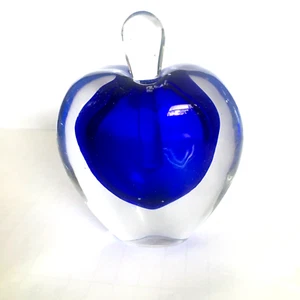 STUDIO ART GLASS Crystal Perfume Bottle Heart Hand Blown Clear over Cobal Blue - Picture 1 of 9