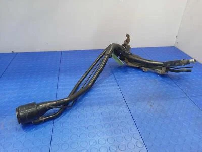 Toyota Highlander 2008-2013 conjunto de cuello de llenado de combustible genuino OEM 772010E050 Foto 1 de 4