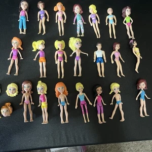 Large Lot of Polly Pocket Plastic Dolls - Picture 1 of 6