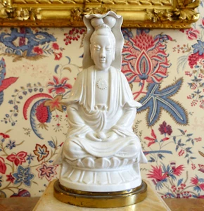 Statue Guanyin - porcelaine de Chine - Picture 1 of 14