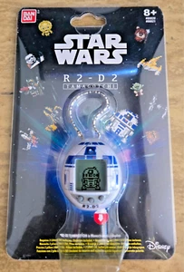 Star Wars: R2-D2 Tamagotchi Mini on Chain  -Bandai Classic (White) 2021 NEW - Picture 1 of 2