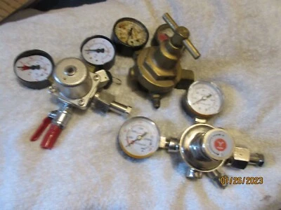 Kegco +  Pro Series Dual Gauge Co2 Draft Beer Premium Regulator LOT Foto 1 de 4