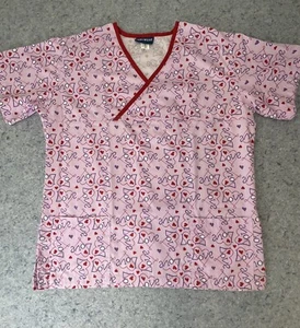 Med + Wear Size Medium Scrub Top Women’s Love & Hearts Pink, Red & Purple - Picture 1 of 3