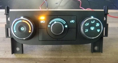Chevy HHR Heater A/C Climate Control 15906840  07-11  L0325840 - Image 1 of 4