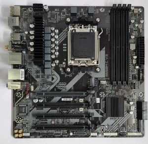 GIGABYTE B650M C V3 AMD AM5 DDR5 mATX scheda madre - Foto 1 di 3