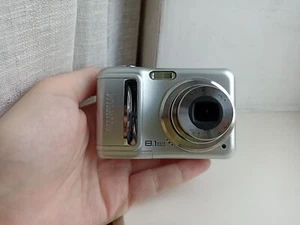 š„Fujifilm FinePix A850 Silver 8.2MP digital compact camera WORKing FULL Set BOX - Picture 1 of 7