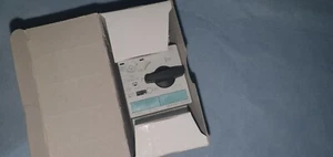 SIEMENS Sirius Circuit Breaker 3RV1021-0EA10 New E05 - Picture 1 of 3