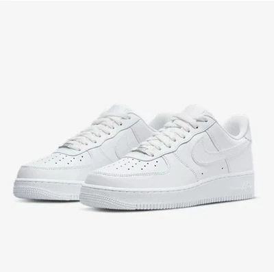 NIKE AIR FORCE 1 '07 SNEAKERS UOMO DONNA BIANCO NUMERI DAL 38 AL 45 ORIGINALI - Immagine 1 di 4