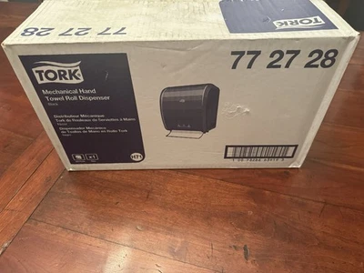 New in Box Tork H71 Mechanical Hand Towel Roll Dispenser Black, Model 772728 - Image 1 of 3