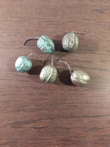 VINTAGE 1950/60ER JAHRE CHRISTBAUMSCHMUCK, 5X NUSSBAUM, KUNSTHARZ, SELTEN - Bild 1 von 12