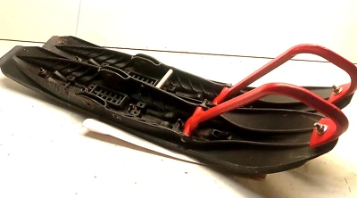 Par de esquís izquierda y derecha para moto de nieve Ski-Doo Summit 800R DS018F Foto 1 de 4