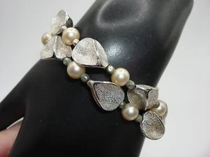 BRACCIALE VINTAGE CORONA TRIFARI ARGENTO E FINTE PERLE! RITROVAMENTO IMMOBILIARE 7,5"! - Foto 1 di 8