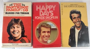 Partridge Family and 2 Happy Days books Vintage 1970's - Picture 1 of 12