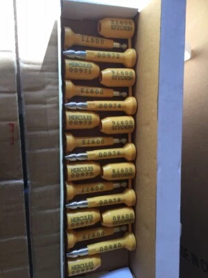 Shipping Containers Seal Bolts Quantity 250 FREE SHIPPING WITH TRACKING OZ STOCK - image 1 of 3