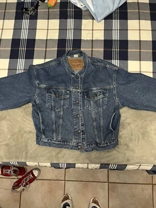 VINTAGE MEN'S LEVI'S TRUCKER JACKET Quality Heavy Denim Size Large - Picture 1 of 8