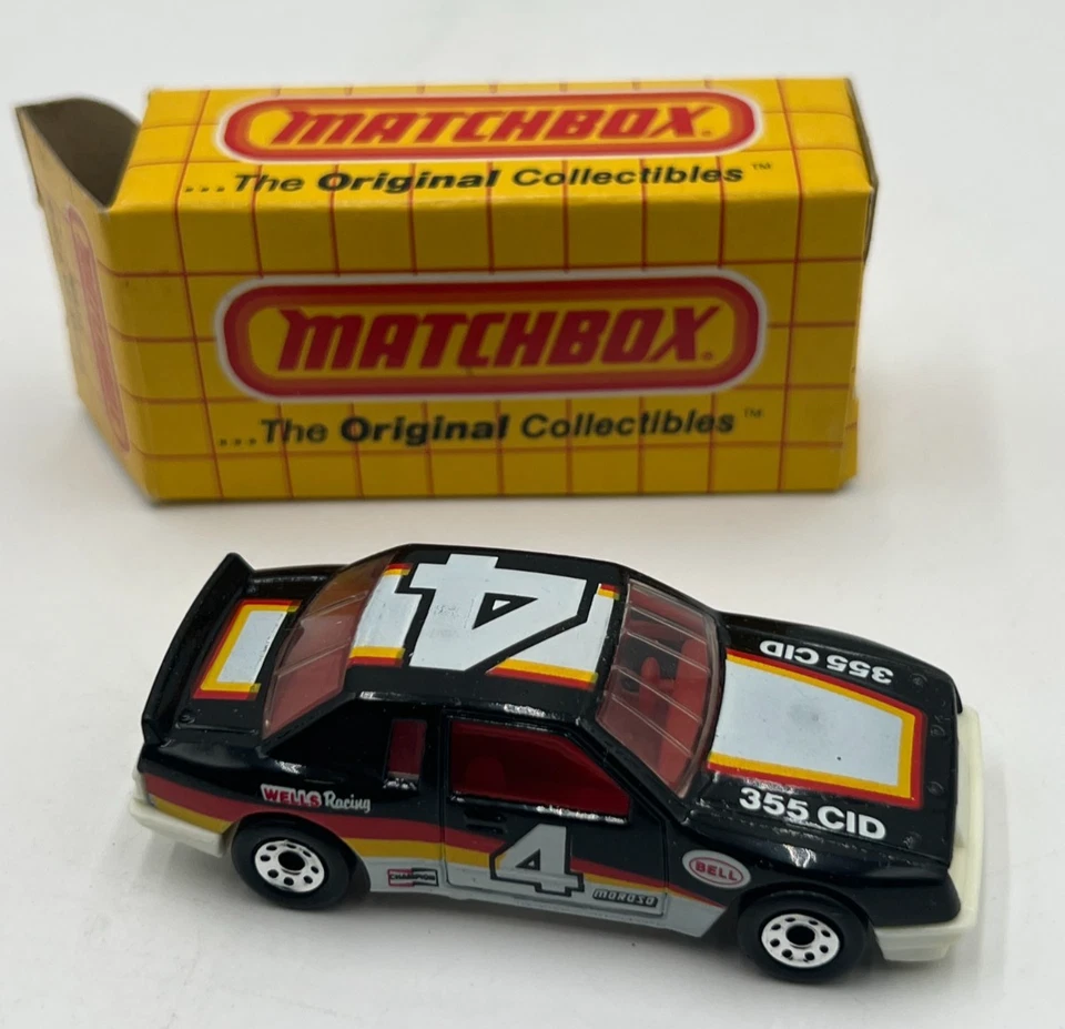 火柴盒 Superfast MB10 别克 Le Sabre #4 355 CID 现货汽车 1987 年澳门制造 — 第 1/4 张图片