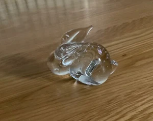 Handgeblasene klare Kunst Glas Kaninchen Briefbeschwerer mit Luftblasen - Bild 1 von 4