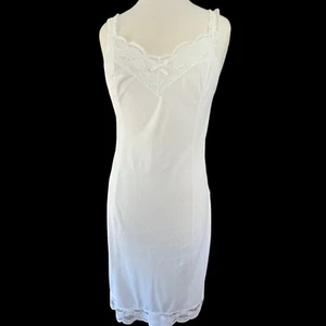 Vintage Olga Nightgown 36 White Nylon Lace Trim Stretch Bow See Pics - Picture 1 of 7
