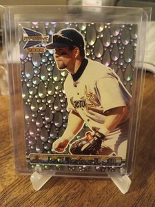 2000 Pacific Prism - Silver Drops #62 Jeff Bagwell