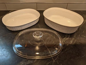 2 Corning Ware French White Oval Casserole Dishes w 1 Pyrex Lid - 1.8 2.8 litre - Picture 1 of 9