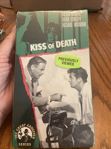 Kiss Of Death VHS Classic 1947 B&W Movie - Foto 1 di 4