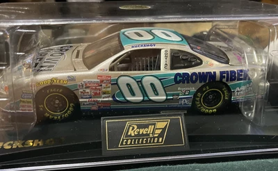 Revell 1999 NASCAR, Crown Fiber 'Buckshot' #00, 1:24, Race Car w/ Stand - Image 1 of 4