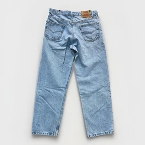 Jeans vintage Levis 550 uomo 36x30 vestibilità rilassata gamba dritta Y2K 00s invecchiato - Foto 1 di 18