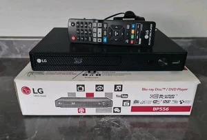 LG BP556 Reproductor Inteligente 3D Blu-ray y DVD Full HD 1080p Negro En Caja En muy buena condición - Imagen 1 de 24