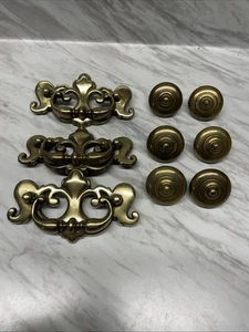 Vintage 1988 Brass 1066B Furniture Drawer Pulls & Knobs Lot of 9 3” Holes - Picture 1 of 8