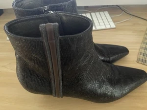 Brunello Cucinelli Women Leather Kitten Heel Booties Side Zip Size 40 1/2 - Picture 1 of 10