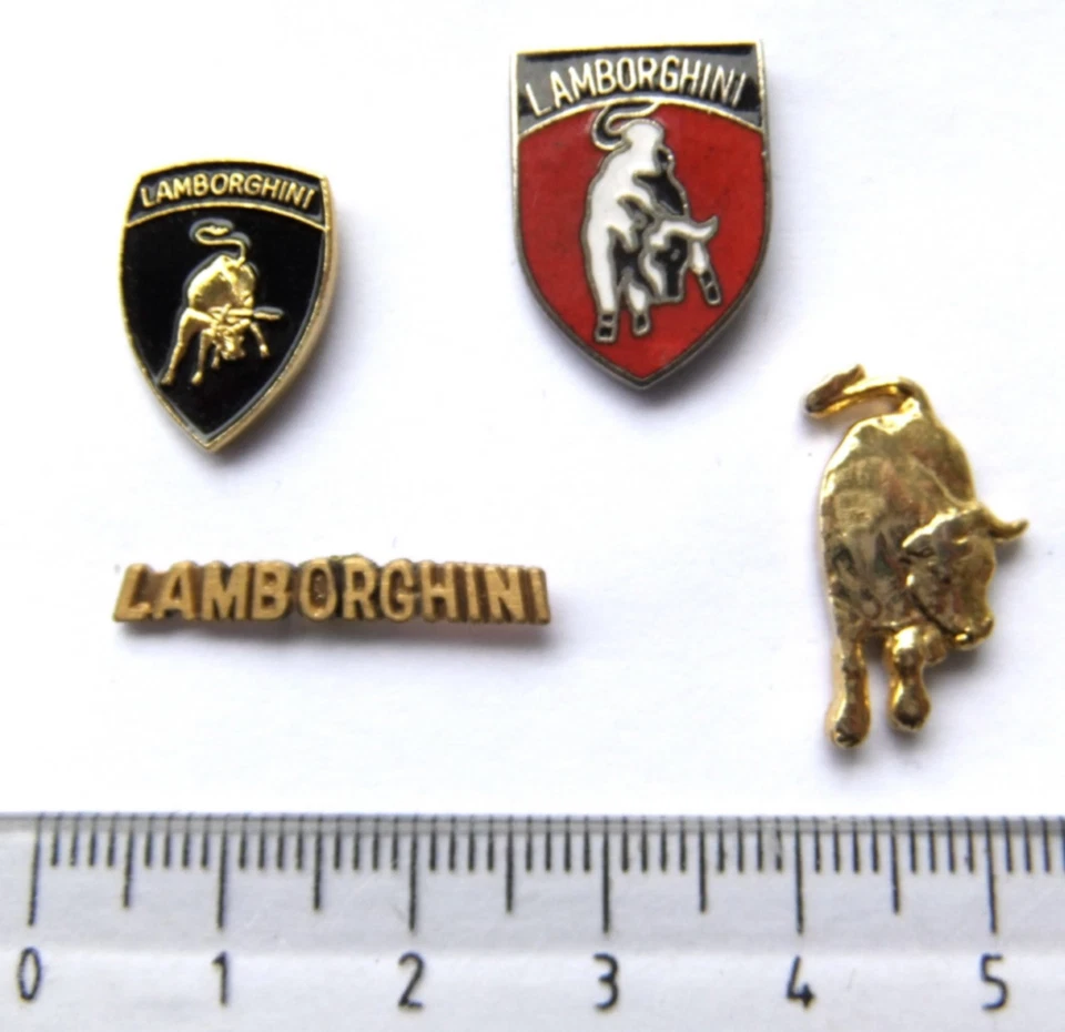 AUTO Pin / Pins - LAMBORGHINI / 4 PINS !!!!!!!!!!!!!! - Bild 1 von 1