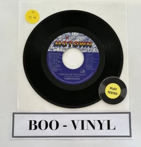 Commodores - Lightin' Up The Night / Animal Instinct On Motown 7” Soul Vinyl EX - Picture 1 of 5