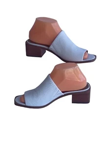 Frye Womens Lucia White Heels Size 7 NWOB - Picture 1 of 9