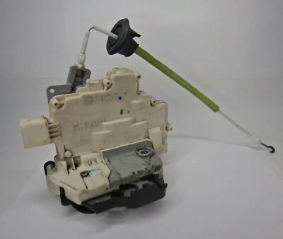 Actuador de bloqueo de pestillo de puerta trasera izquierda AUDI A3 8P 2005-2013 4F0839015B original fabricante de equipos originales Foto 1 de 4