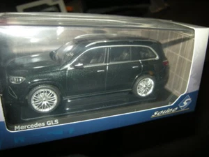1:43 Solido Mercedes-Benz GLS con llantas AMG verde/verde en embalaje original - Imagen 1 de 1