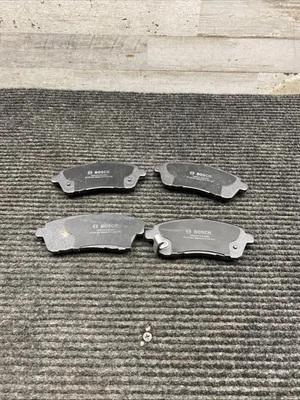Juego de pastillas de freno de disco - Natural Bosch BC1454 para Ford Fiesta 2014 (sin herrajes) Foto 1 de 4